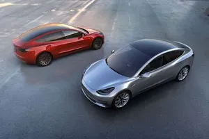 Tesla Model 3: su polémico desarrollo está resultando una apuesta muy arriesgada