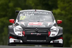 Huff y Michelisz se anotan los libres del WTCC en Hungría