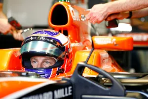 Button saldrá desde el pit-lane tras un cambio de set-up