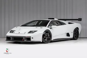 Lamborghini Diablo GTR: la última y radical versión track-only del Diablo