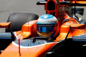 Alonso: "No estaba yendo lento, esa es mi velocidad en la recta"