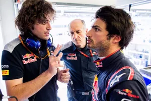 Franz Tost: "Sainz es un piloto joven, aún tiene mucho tiempo"