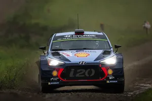 Thierry Neuville gana el Rally de Polonia y aprieta el WRC