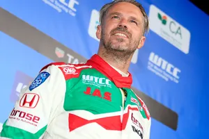 Tiago Monteiro defiende el liderato del WTCC en Termas