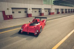 Un Ferrari 333 SP a estrenar a la venta en el Leggenda e Passione