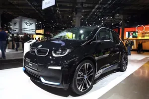 BMW i3S: nueva versión deportiva para el eléctrico alemán