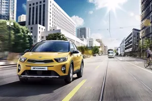 El nuevo Kia Stonic será electrificado con un sistema semihíbrido