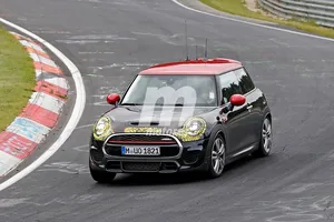 El nuevo MINI John Cooper Works 2018 se pasea por Nürburgring