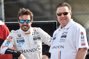 Brown habla sobre el sueldo de Alonso y su posible presencia en Le Mans 2018