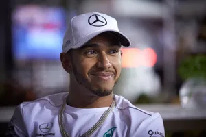 Hamilton: "Hablar de ganar el campeonato este fin de semana es absurdo"