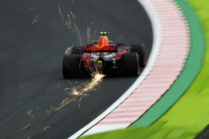 Verstappen rebosa confianza, Ricciardo apela a la lluvia