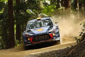 Mikkelsen no falla en el duro inicio del Rally de Australia