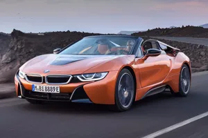 BMW i8 Roadster 2018: el deportivo híbrido enchufable se descapota