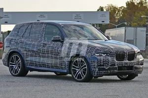 El BMW X5 2018 estrena camuflaje en la factoría de Spartanburg