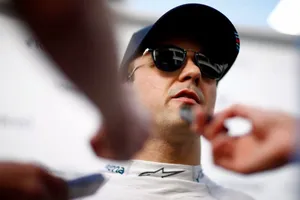 Massa: "Sainz me molestó en mi vuelta lanzada a propósito"