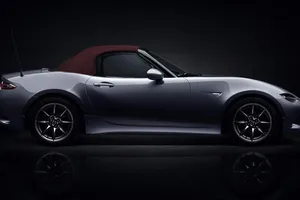 Mazda MX-5 ST Red Heritage: un motivo más para hacerse con el roadster nipón