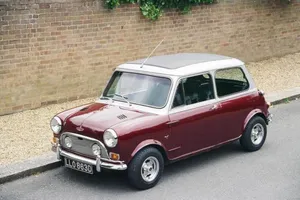 A subasta el raro MINI Cooper S de Ringo Starr