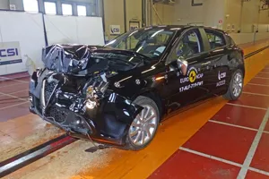 El Alfa Romeo Giulietta 2017 pierde dos estrellas en Euro NCAP