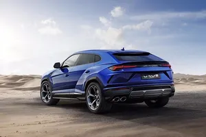 Lamborghini Urus vs Bentley Bentayga: tan iguales como diferentes