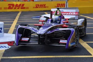 Bird gana el primer ePrix de la 'Season Four' en Hong Kong