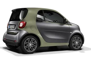 Smart ForTwo ED Pull&Bear: la moda y el automóvil unen sus fuerzas