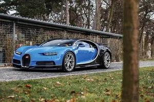 Un ejemplar del nuevo Bugatti Chiron será subastado en París