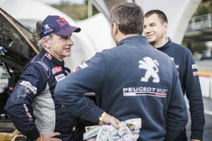 Dakar 2018, etapa 9: Cruce de palabras entre Sainz y Koolen