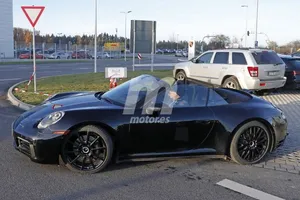 Las primeras imágenes del nuevo Porsche 911 Cabriolet sin capota