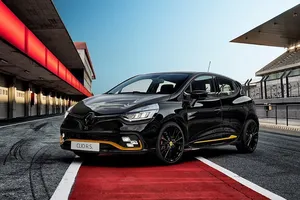 El nuevo Renault Clio R.S. 18 se presenta ante los entusiastas de la Fórmula 1