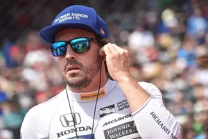 Zak Brown: "Me gusta que Alonso quiera correr cada fin de semana"