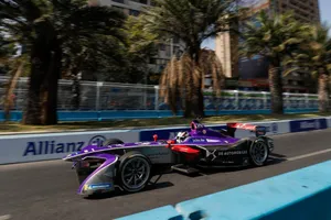 Lynn penaliza diez puestos en la parrilla del ePrix de México