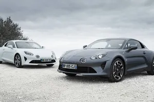 El nuevo Alpine A110 se refina con las versiones Pure y Légende