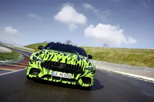 Mercedes avanza el nuevo AMG GT Coupé de cuatro puertas a unas semanas de su debut en Ginebra