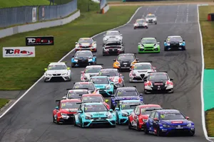 La parrilla de 26 coches del WTCR está oficialmente llena