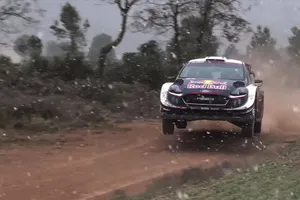 Sébastien Ogier prepara el Rally de México bajo la nieve