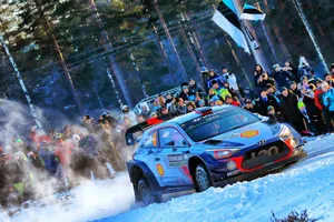 Neuville lidera el shakedown que inicia el Rally de Suecia