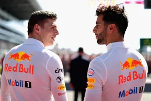 Webber recomienda a Ricciardo que se centre en "batir a Verstappen"