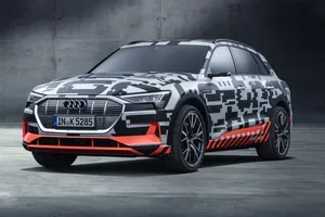 Audi e-tron prototype: el avance definitivo del crossover eléctrico se deja ver en el Salón de Ginebra