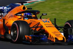 Día 8: Alonso devuelve la sonrisa a McLaren con un tiempazo a última hora