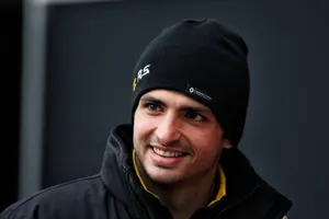 Sainz: "McLaren va a estar un poquito por delante de nosotros"
