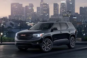 Nuevos GMC Terrain y Acadia Black Edition 2019 para Nueva York 2018