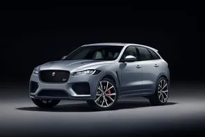 Jaguar F-Pace SVR, 550 caballos para dominar el segmento