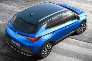 El nuevo Opel Grandland X estrenará motores y nueva versión híbrida