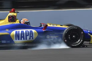 Alexander Rossi comanda los test en la versión de circuito de Indianápolis