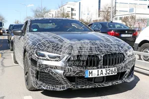 El nuevo BMW Serie 8 Coupé M Sport deja ver más detalles de su exterior y su interior