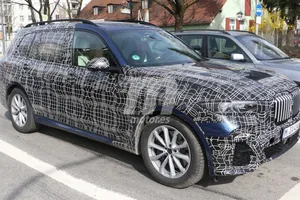 BMW X7: nos asomamos por primera vez al interior del SUV de lujo
