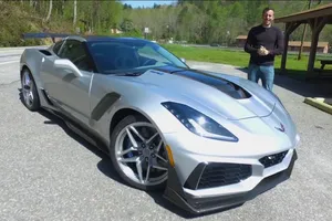 ¿Qué tal se comporta el nuevo Corvette ZR1 en carretera y circuito?