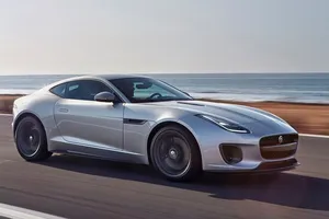 Jaguar F-Type 2019: más tecnología y conectividad para el deportivo británico