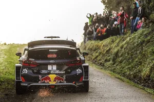 Seb Ogier toca tambores de guerra en el Tour de Corse