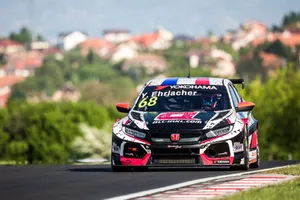 Ehrlacher se anota la manga inicial del WTCR en Budapest